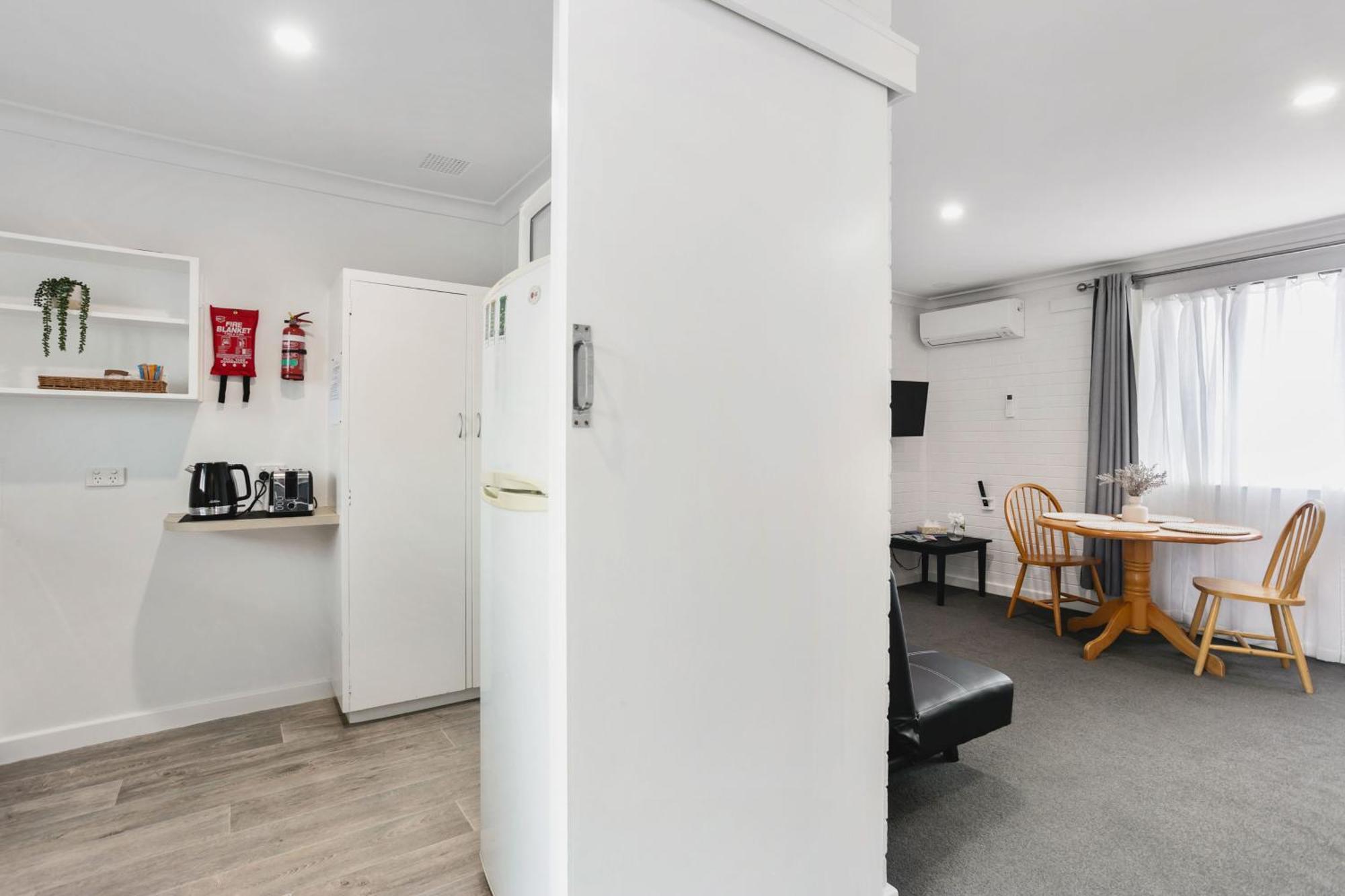 Malibu Apartments - Perth Bagian luar foto
