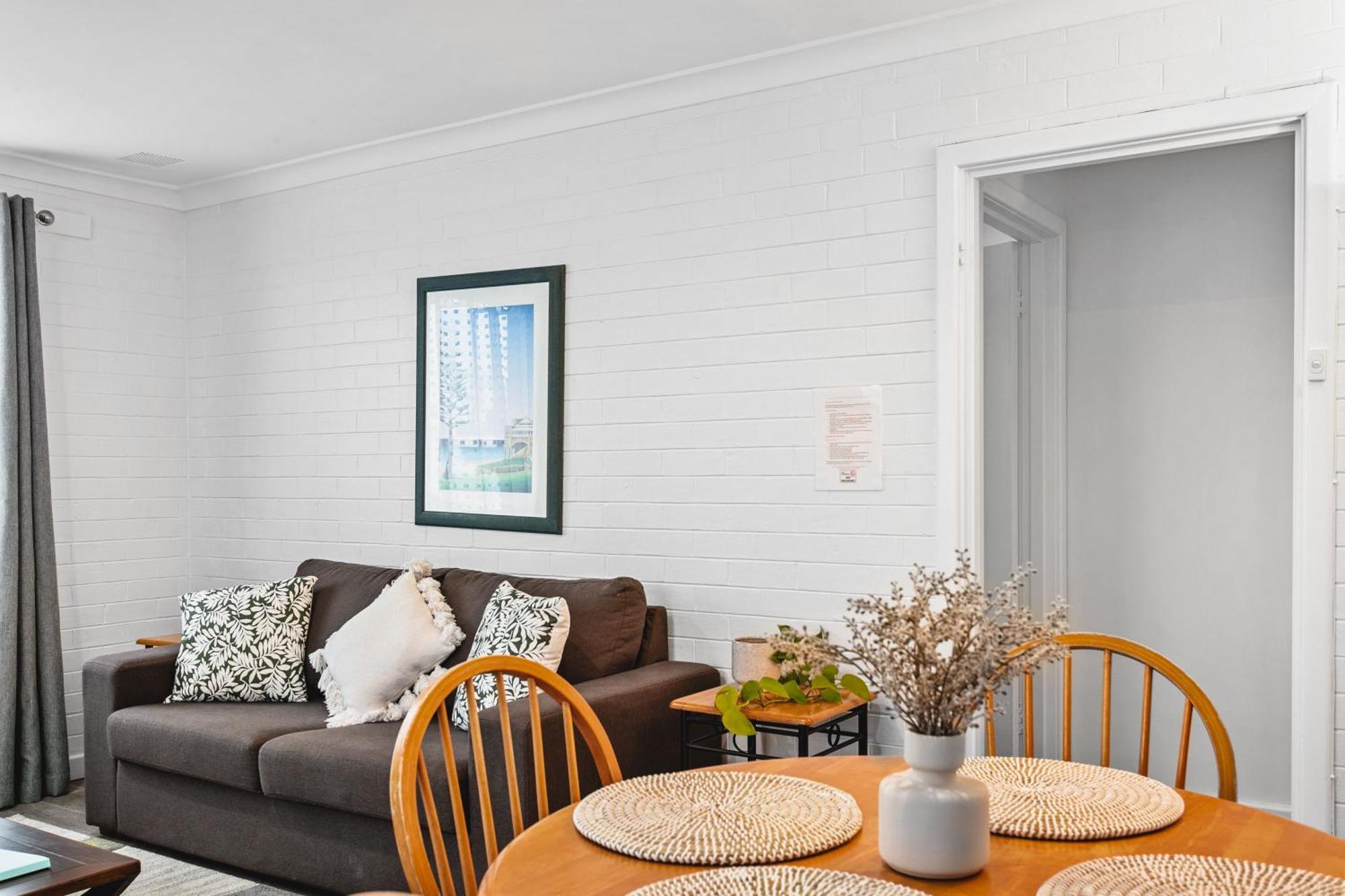 Malibu Apartments - Perth Bagian luar foto