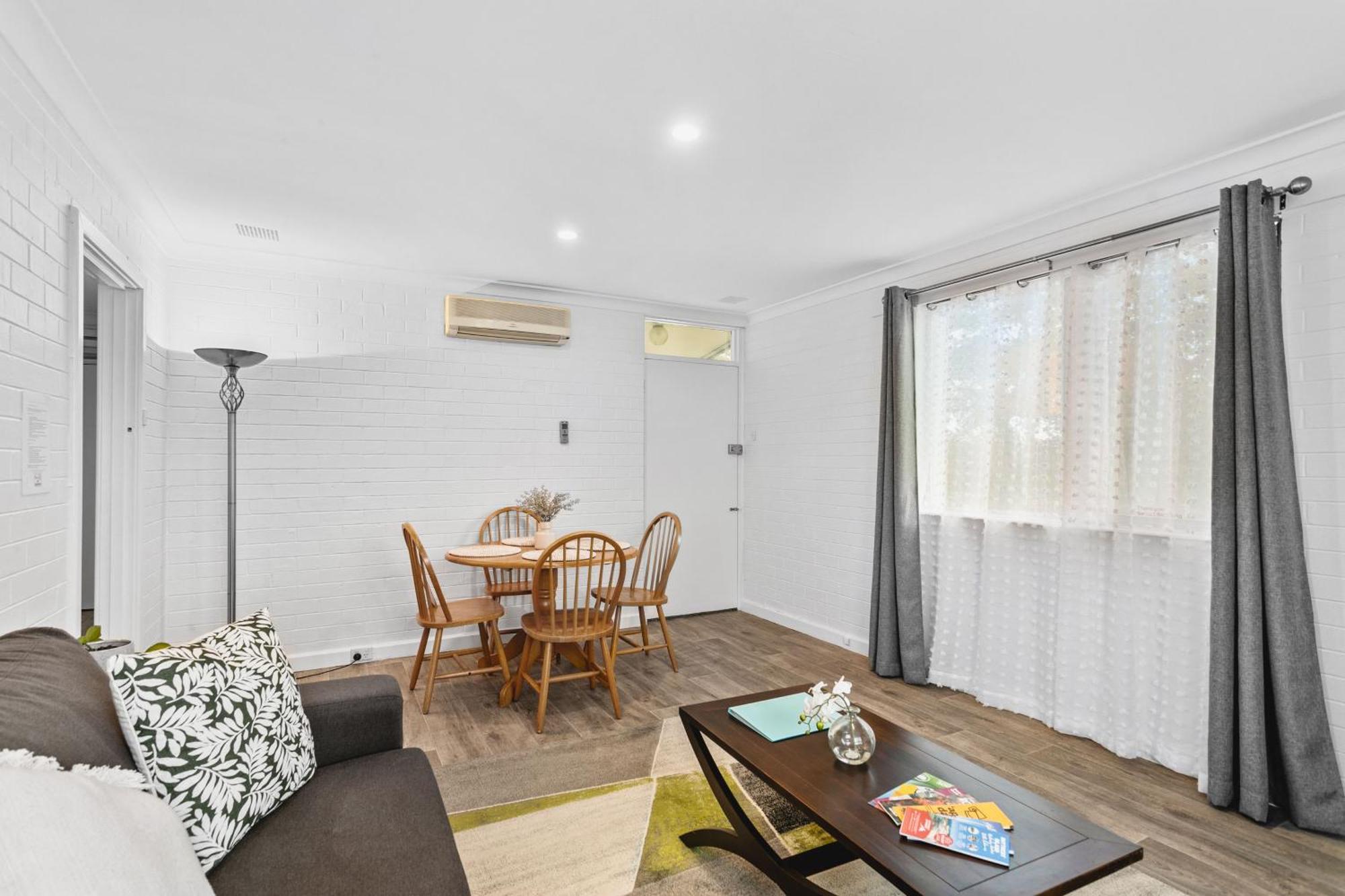 Malibu Apartments - Perth Bagian luar foto