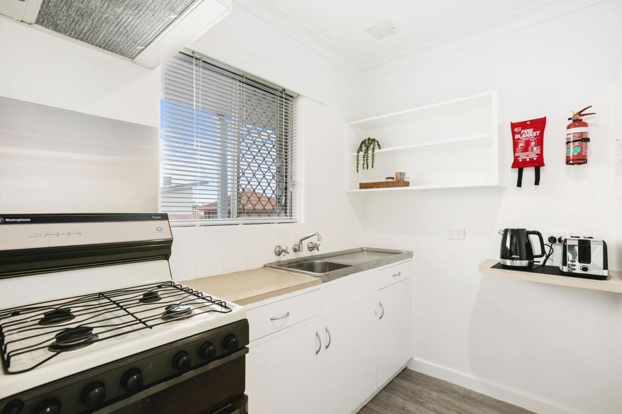 Malibu Apartments - Perth Bagian luar foto